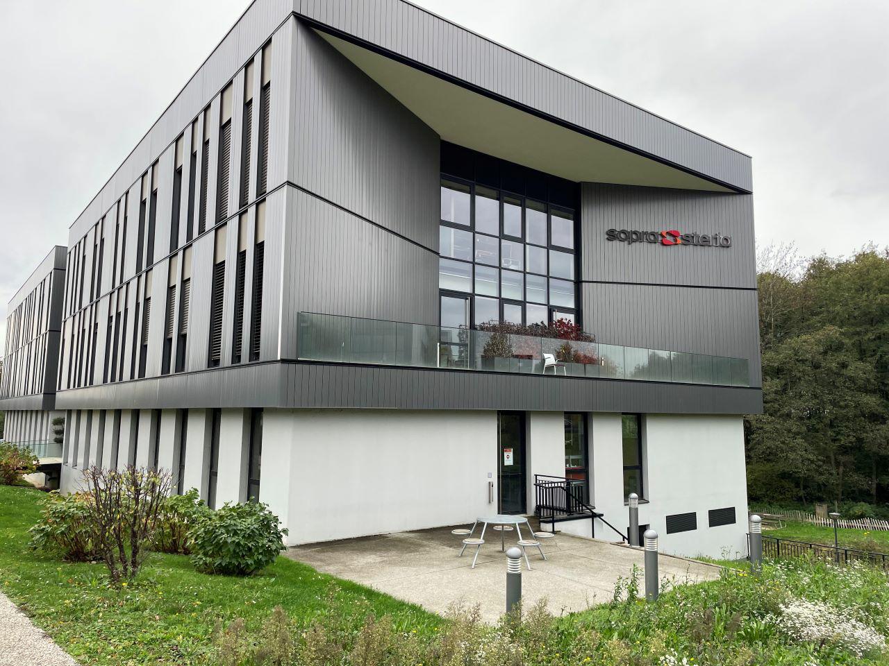 Bureau Limonest 2848m² Location bureau Limonest Rhône OLBUR2207828 1
